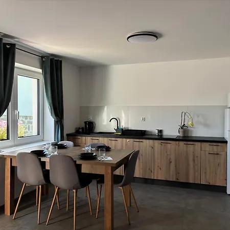 Zielone Wzgórze Apartament *